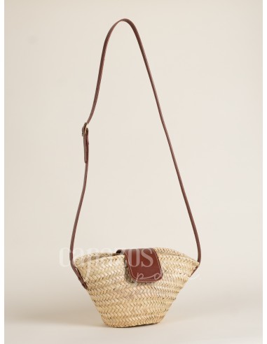 Capazo con asa de cruzar en piel + solapa