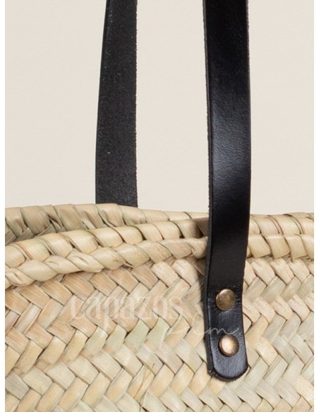 Capazo con asas de hombro en piel + chapón mediano