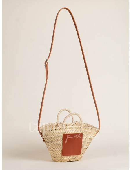 Capazo con asa de pita y de cruzar en piel + chapón mediano