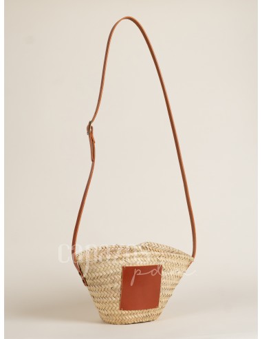 Capazo con asa de cruzar en piel + chapón mediano